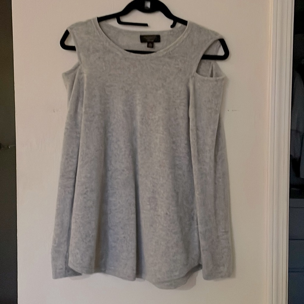 Cashmere open shoulder sweater